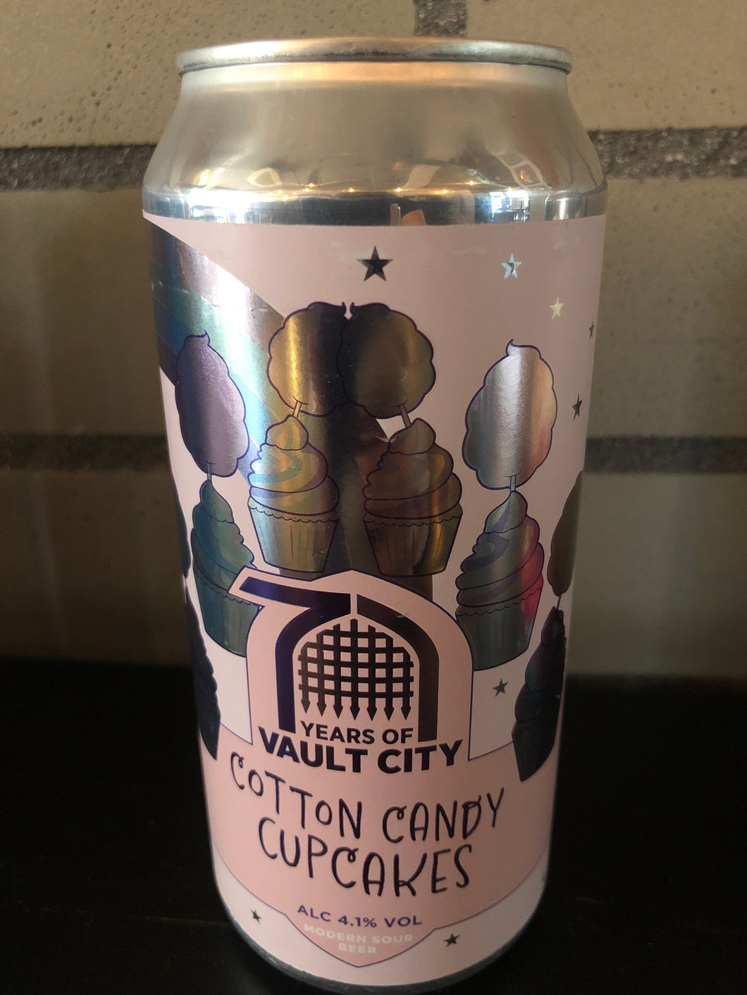 Vault City- Cotton Candy Cupcakes 4.1%